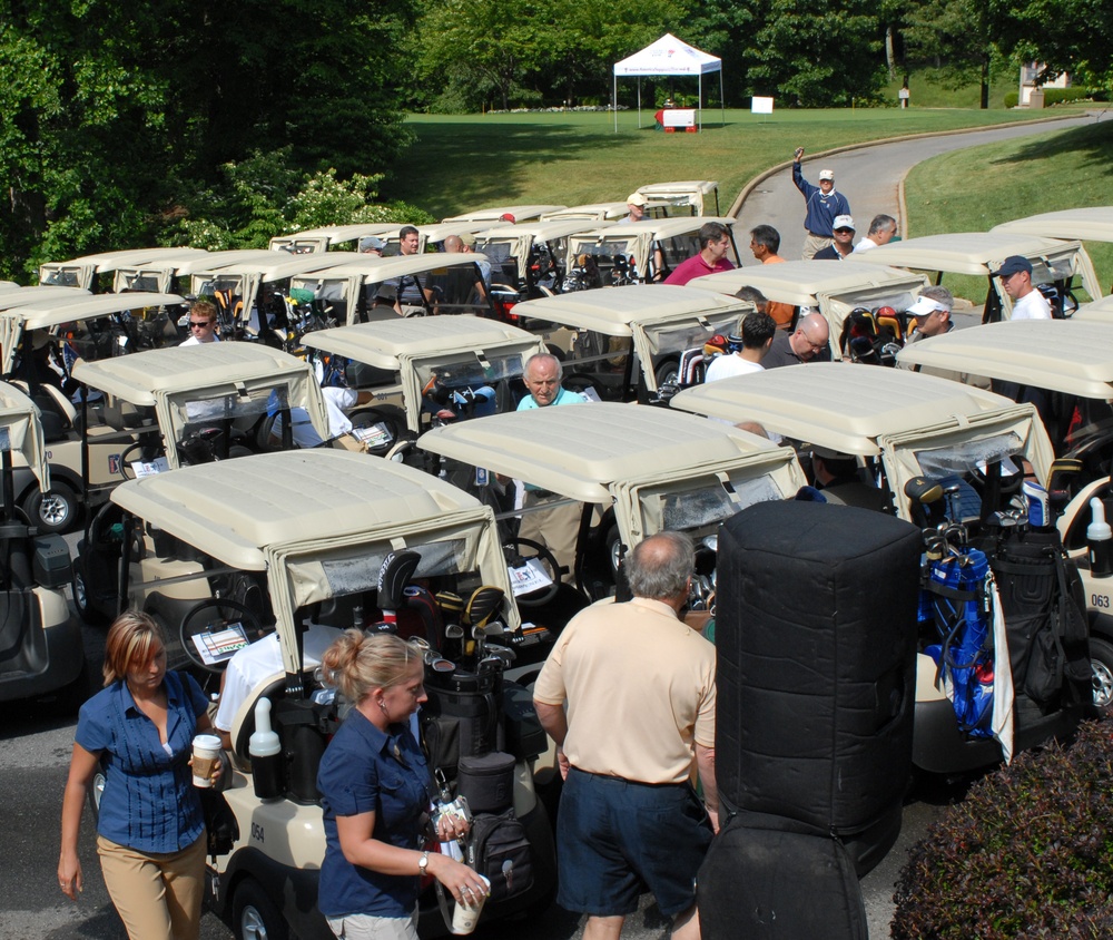Golfers Tee Off at Patriotic PGA Tournament to Support Troops