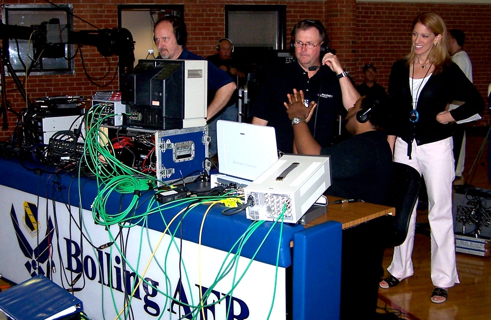 Pentagon Channel Crew Films &quot;Fit for Duty&quot; at Bolling Air Force Base