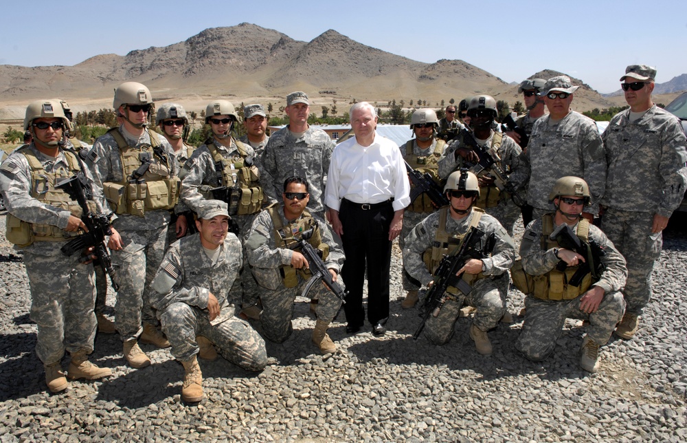 Gates Visits Troops at Kabul Training Camp