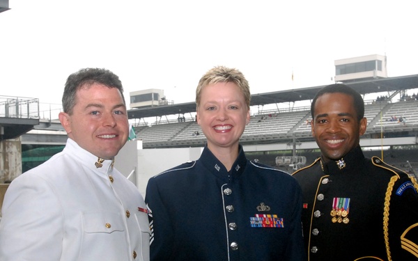 Military Members Perform National Anthem at Indianapolis 500