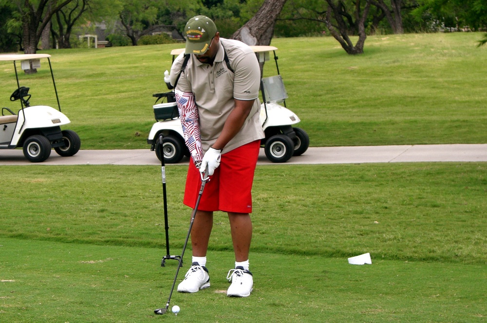 Golfers Tee Off to Support Troops at Charity Event