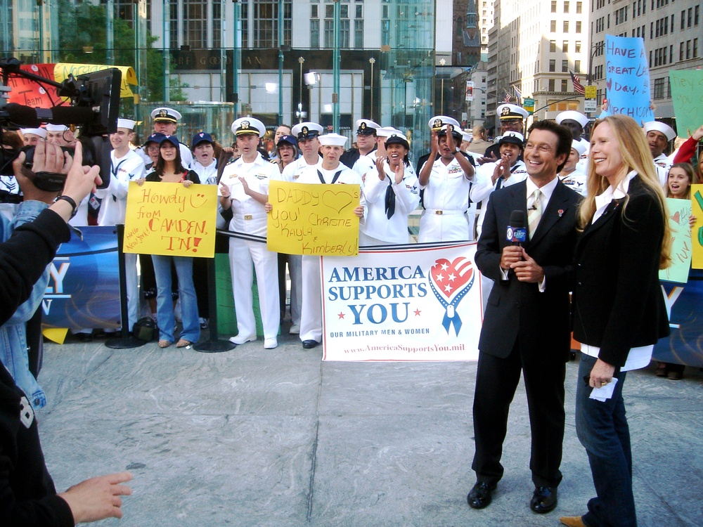 CBS's &quot;The Early Show&quot; Highlights America Supports You Program During Fleet Week