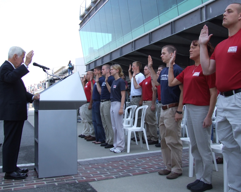 Lugar Administers Oath to New Recruits at Indianapolis Motor Speedway