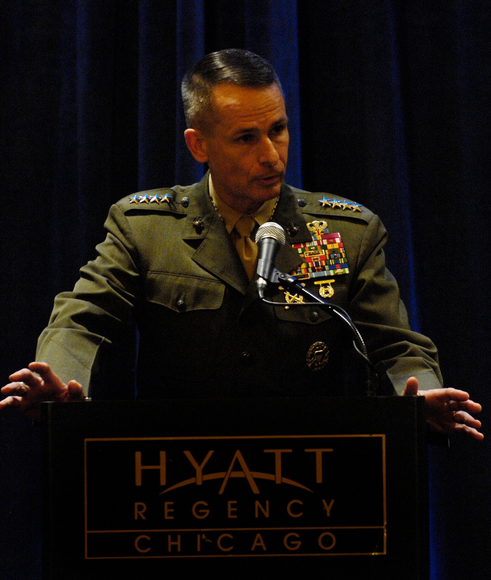 Gen. Pace Delivers Keynote Address at University of Chicago Business Conference