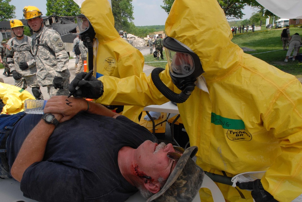 National Guard CERFP Teams Train for Chemical, Biological Emergencies