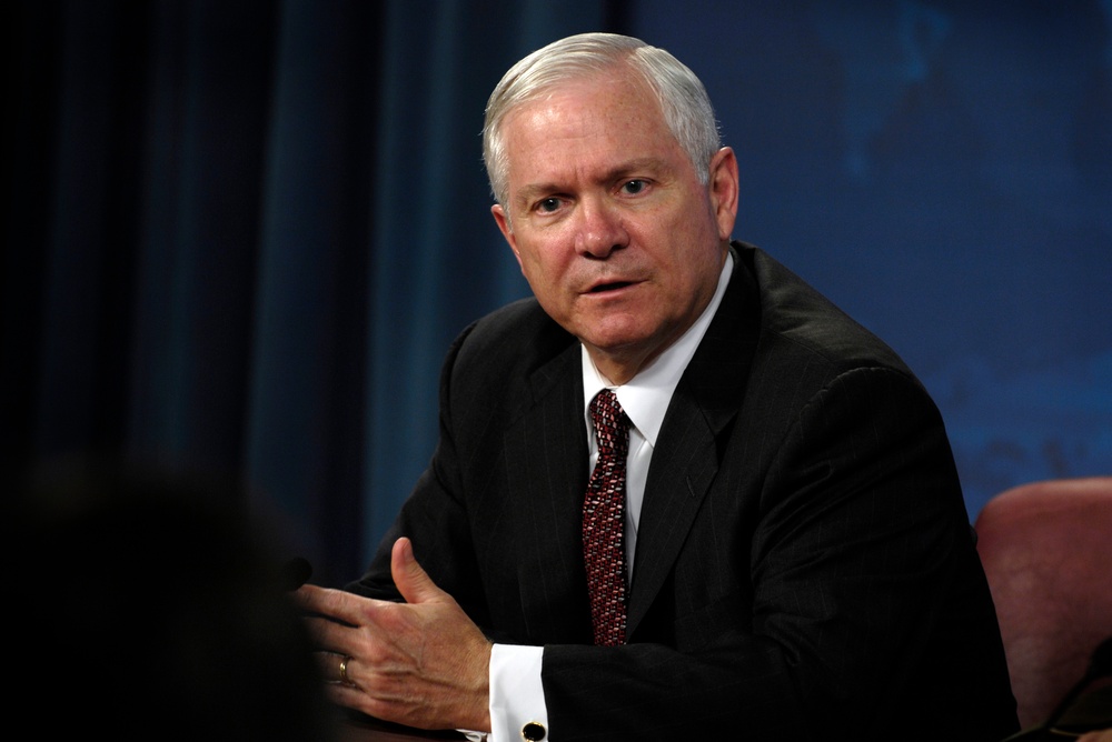 Defense Secretary Gates Addresses Pentagon Press
