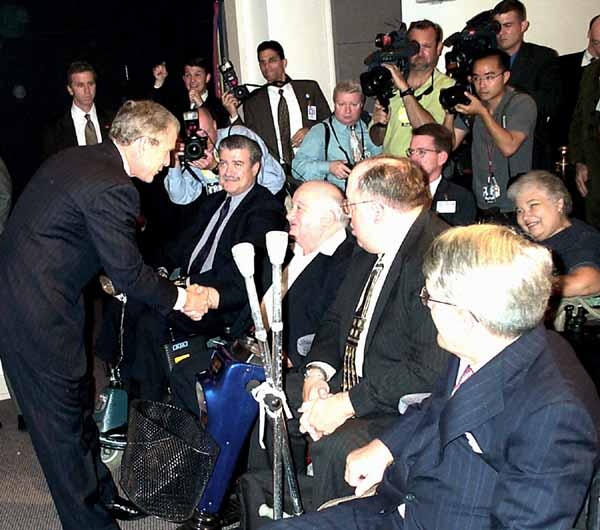 Bush Pledges Tech Support for Disabled at Pentagon Visit