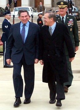 Rumsfeld, Wolfowitz and Shelton Attend Wolfowitz's Pentagon Welcoming Ceremony