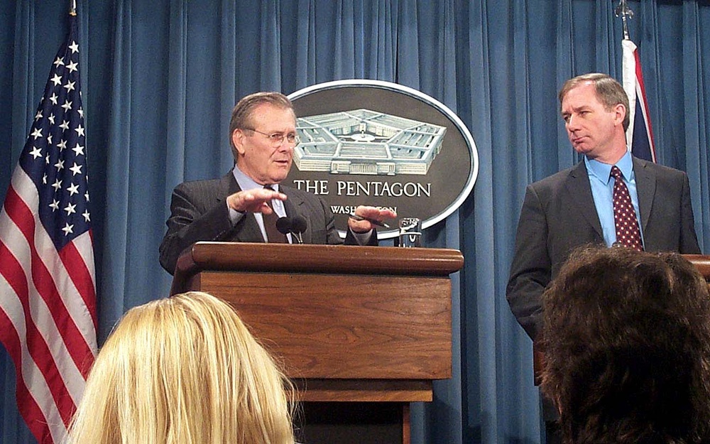 Rumsfeld, Hoon Discuss NATO Issues at Pentagon Briefing