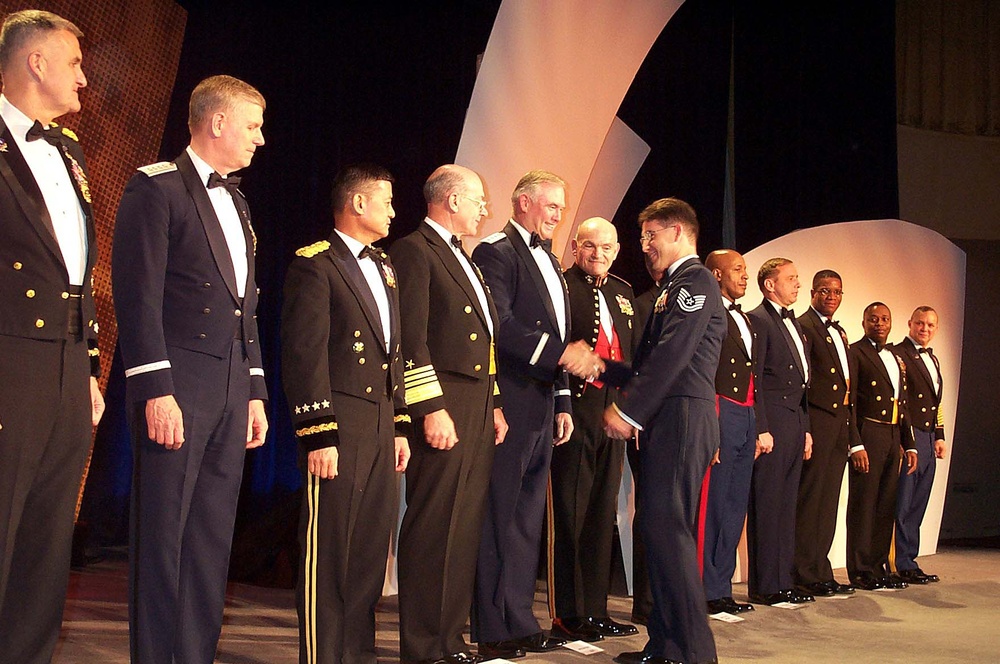 Air Force Chief Honors USO Airman of the Year at 60th Anniversary Gala