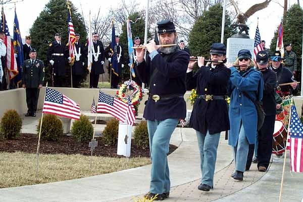 Civil War-Era Fife and Drum Corps Honors Fallen Soldiers at Dhahran Memorial