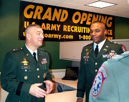 Military Expands High-Tech Recruiting Efforts at Potomac Mills