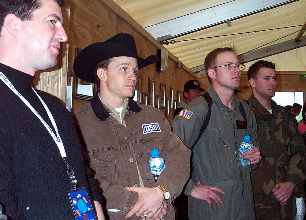 Rodeo Champion Ty Murray Joins Jewel on USO Tour for Kosovo Troops