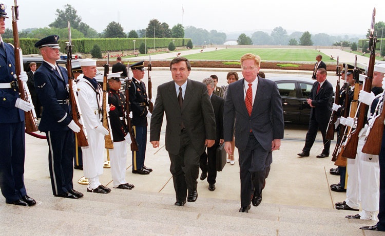 Albanian PM Meets with Pentagon Officials to Discuss Regional Security