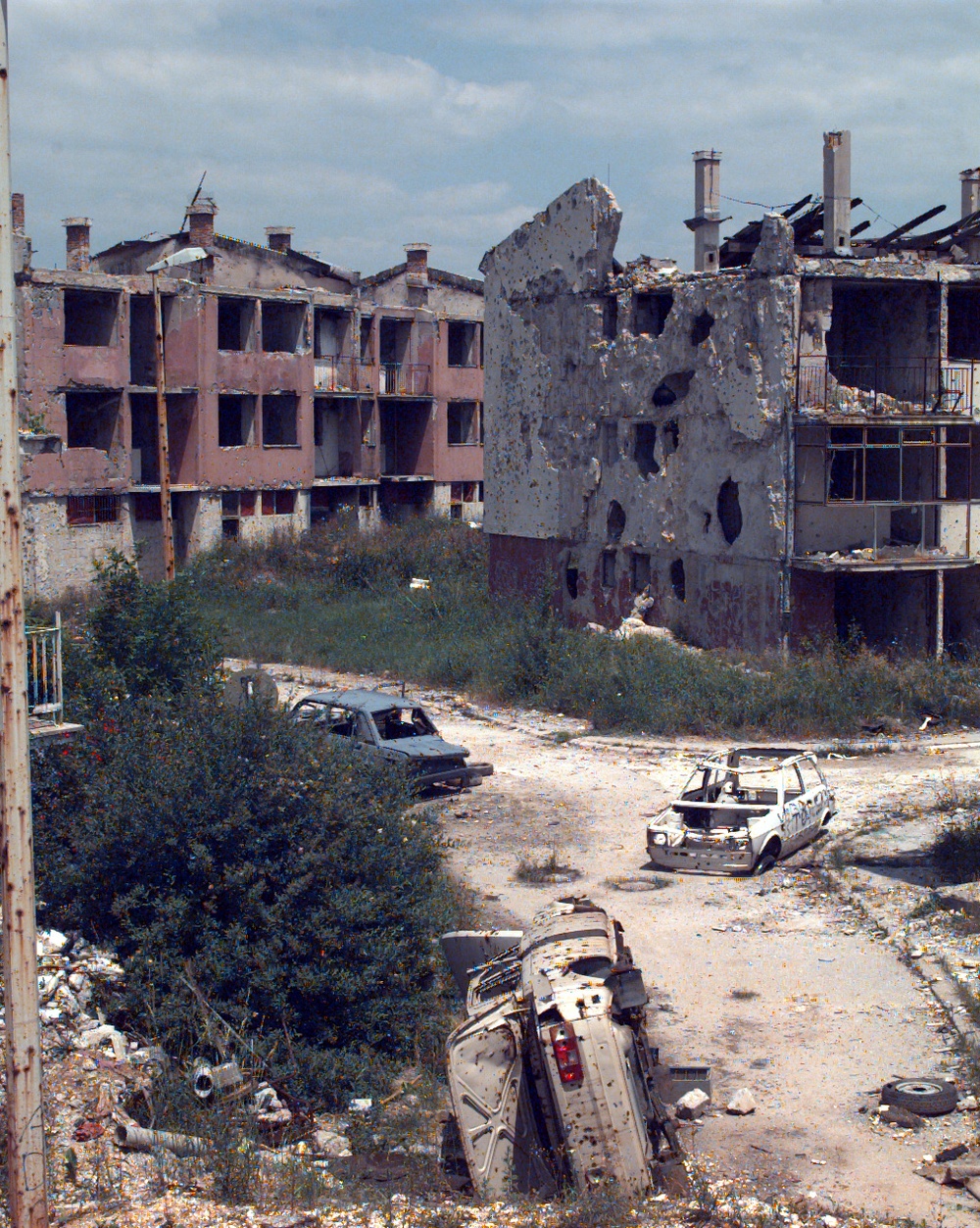 Sarajevo Rebuilds After War: Bosnian Workers Reconstruct City Ravaged by Conflict