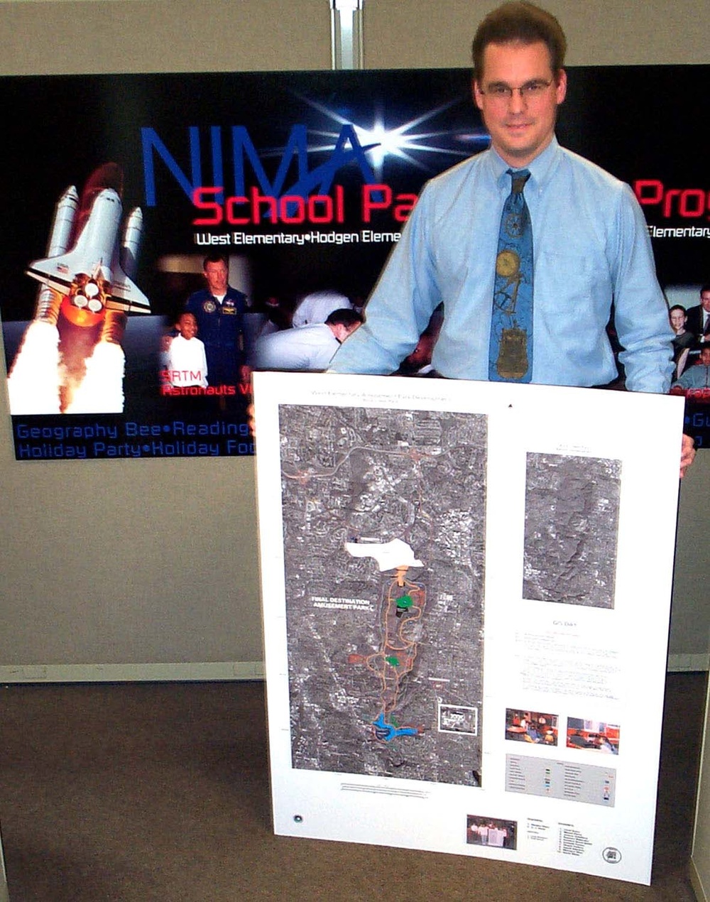 NIMA Geospatial Analyst Teaches Map-Making to Elementary Students