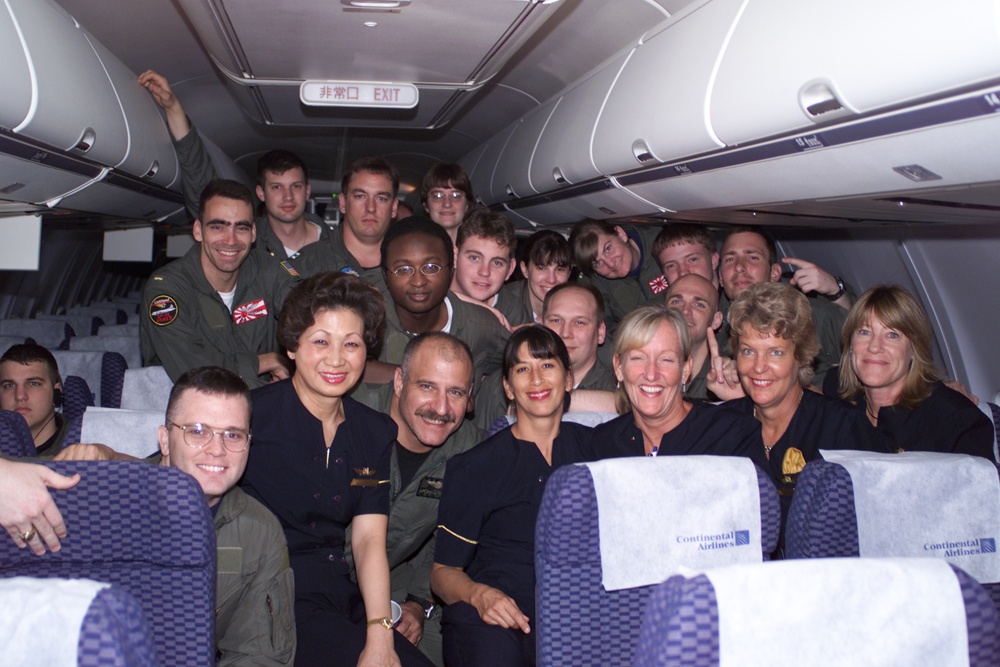 U.S. EP-3 Crew Reunited with Families After Collision with Chinese Fighter Jet