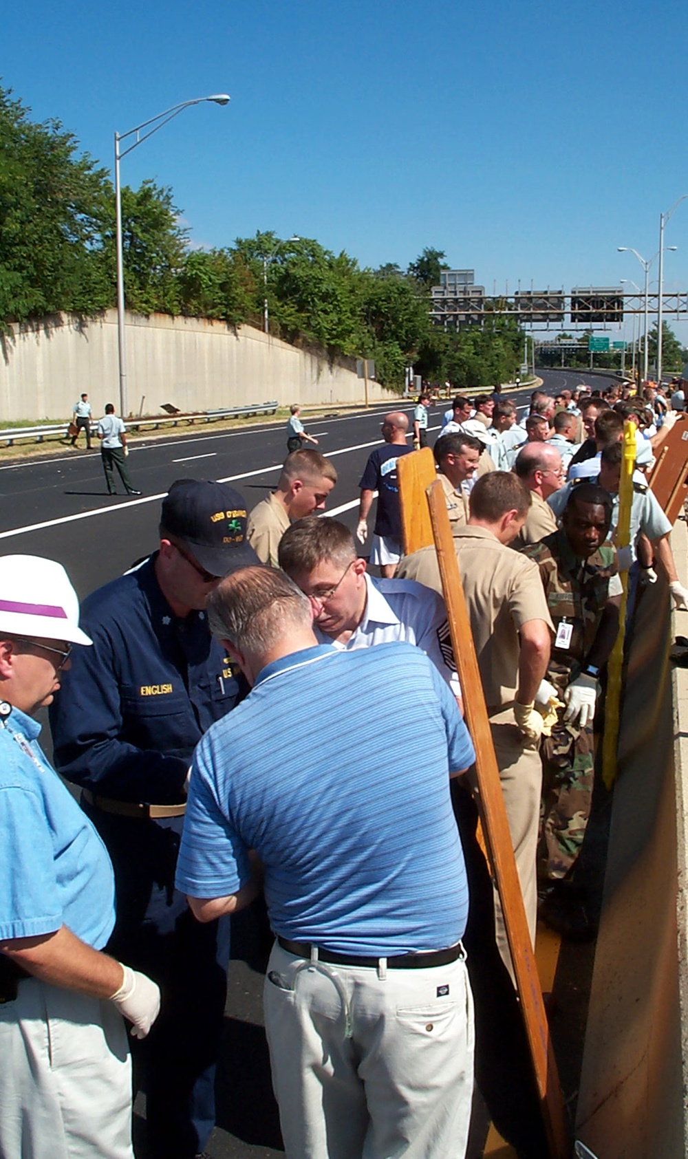 Volunteers Mobilize for Litter Duty at Pentagon After 9/11 Attack