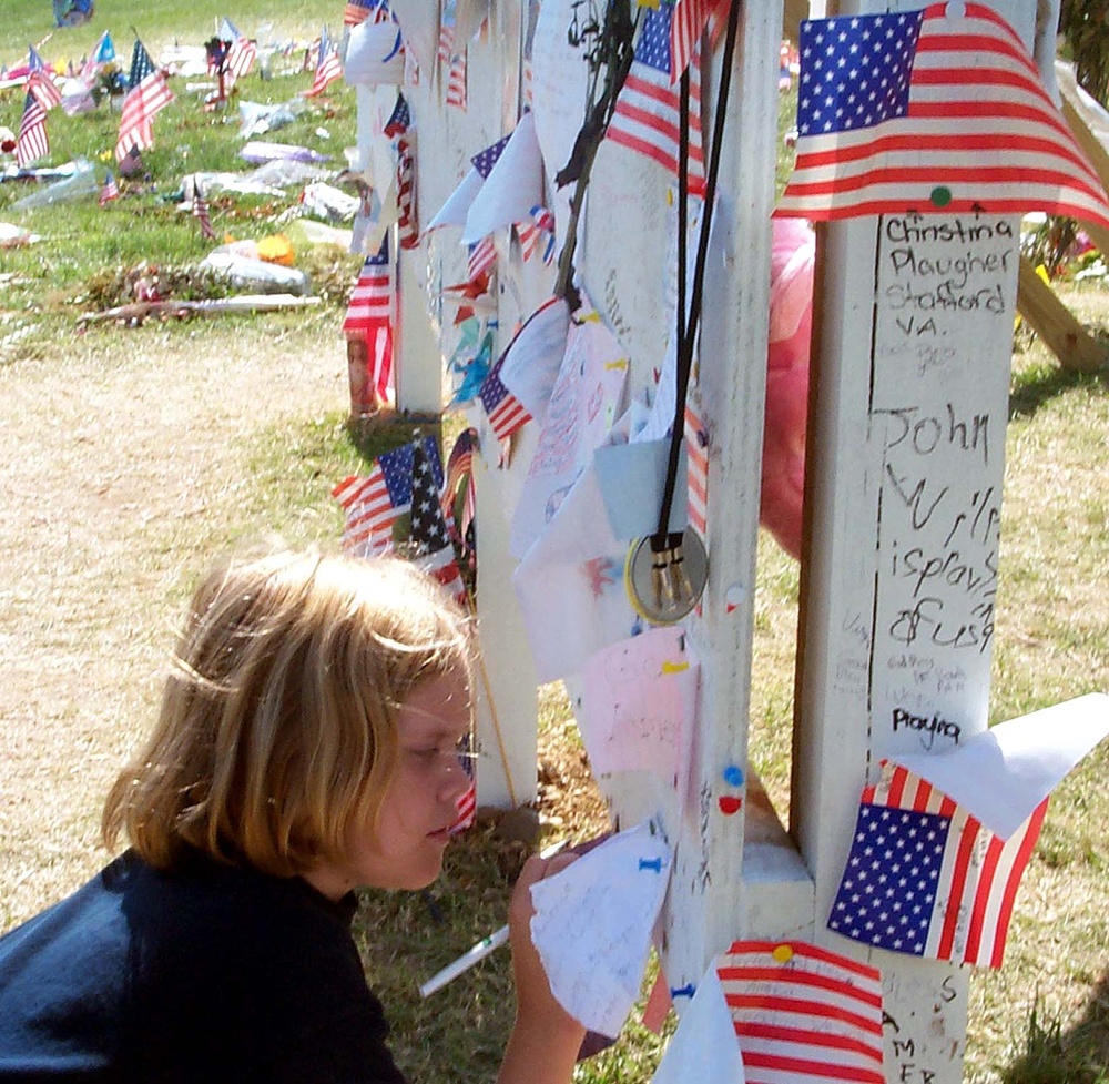 Young Girl Pens Tribute at Pentagon 9/11 Memorial
