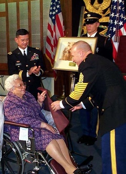 Daughter of Civil War Medal of Honor Recipient Unveils Father's Portrait at Pentagon