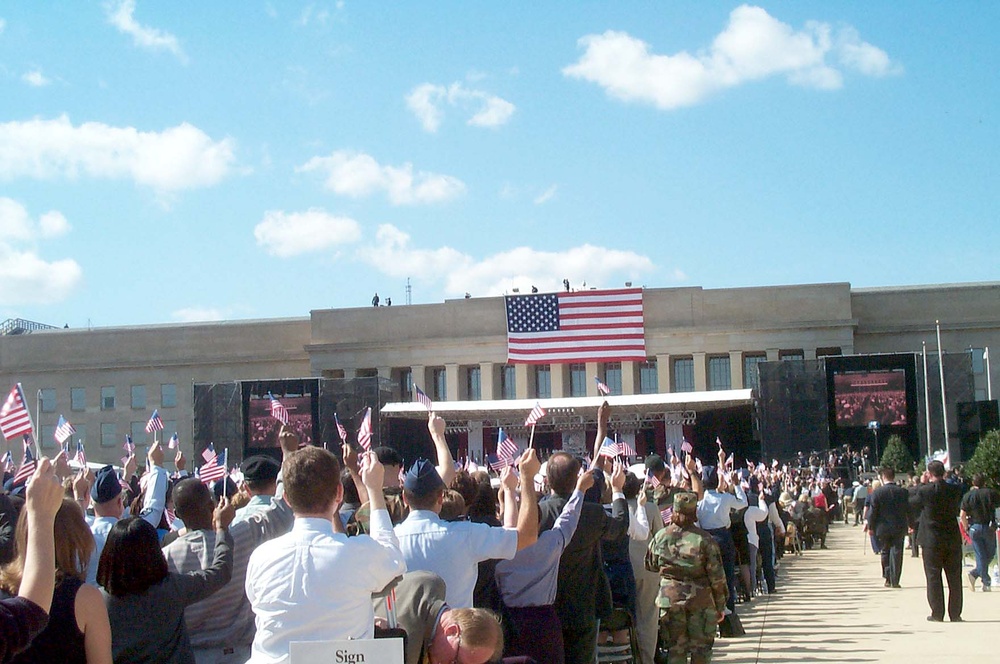 Patriotic Tribute at Pentagon 9/11 Memorial Service