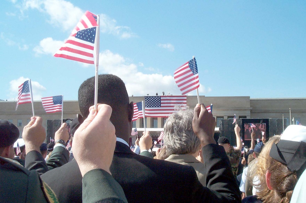 Patriotic Tribute at Pentagon 9/11 Memorial Service
