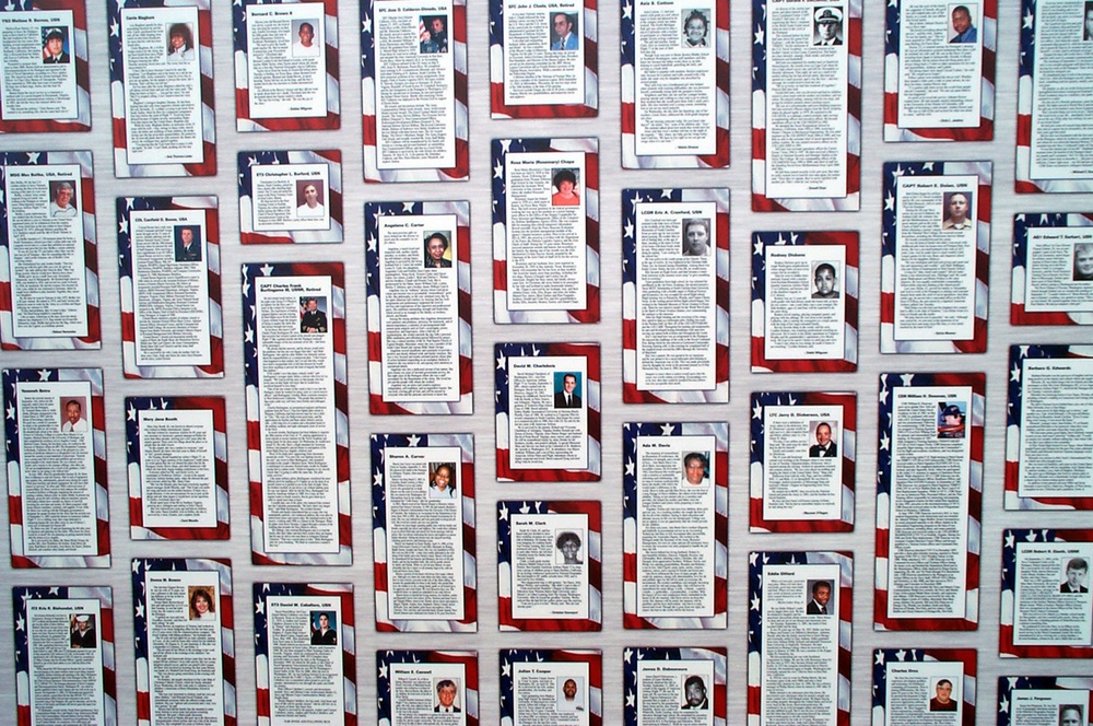 DoD Honors Pentagon Attack Victims with Memorial Displays