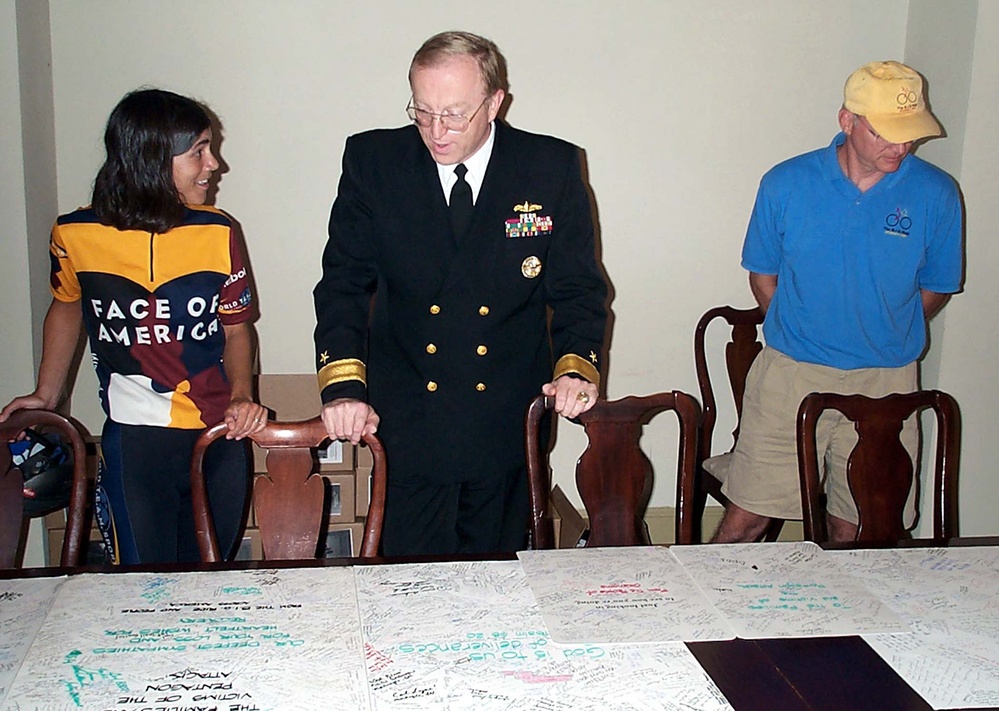 Bicyclist Collects Signatures for 9/11 Victims