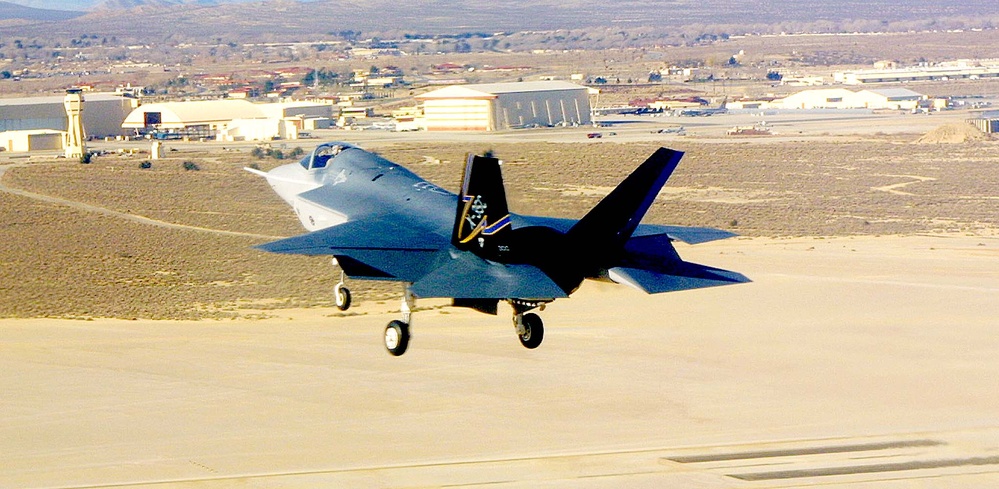 Lockheed-Martin's Joint Strike Fighter Takes Flight