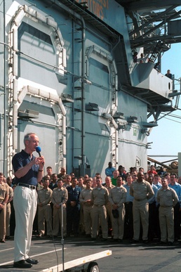 Navy Secretary Commends Carrier Crew for Enduring Freedom Support