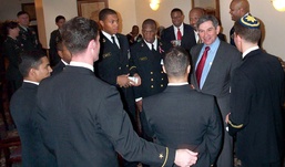 Wolfowitz Hosts Iftar Dinner for Muslim, Other Faith Midshipmen at Pentagon