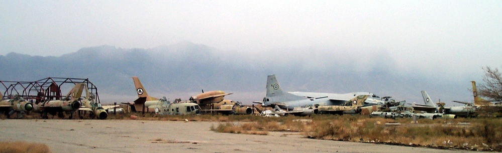 Bagram Air Base Hosts 'Aircraft Petting Zoo' in Afghanistan