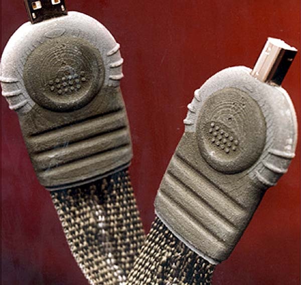 Flexible, Wearable USB Cable Designed for Military Uniforms
