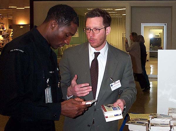 Author Distributes Free Books to Military Personnel at Pentagon