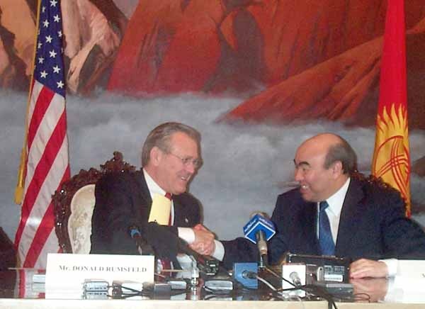 Rumsfeld and Akayev Conclude White House Press Conference in Kyrgyzstan