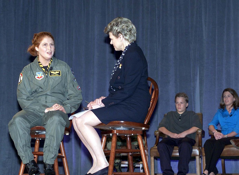 Air Force Officer Discusses Bomber Pilot Role, Freedom in School Webcast
