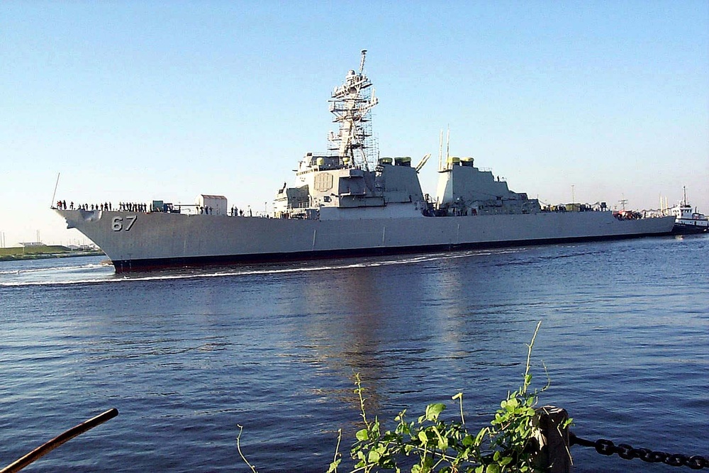 USS Cole Returns to Duty After Deadly 2000 Terrorist Attack