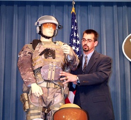 Prototype Objective Force Warrior System Showcased by Project Engineer