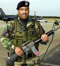 New Jersey Air National Guard Security Flight Chief Oversees Operations