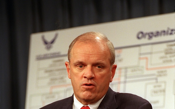 Army Secretary Thomas E. White Visits the Pentagon