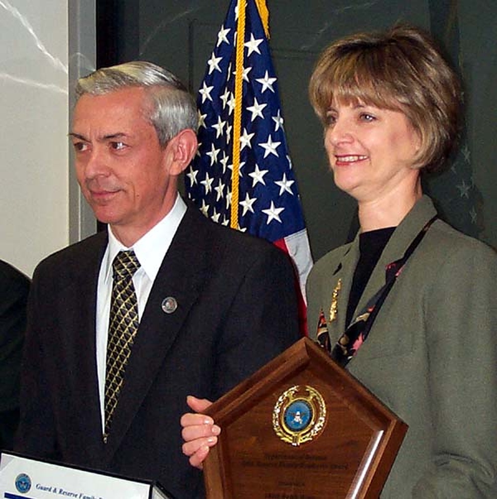 DVIDS - News - DoD Honors Best Reserve Component Family Readiness Programs