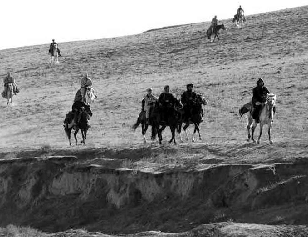 U.S. Special Forces Ride Horses, Direct Air Strikes in Afghanistan