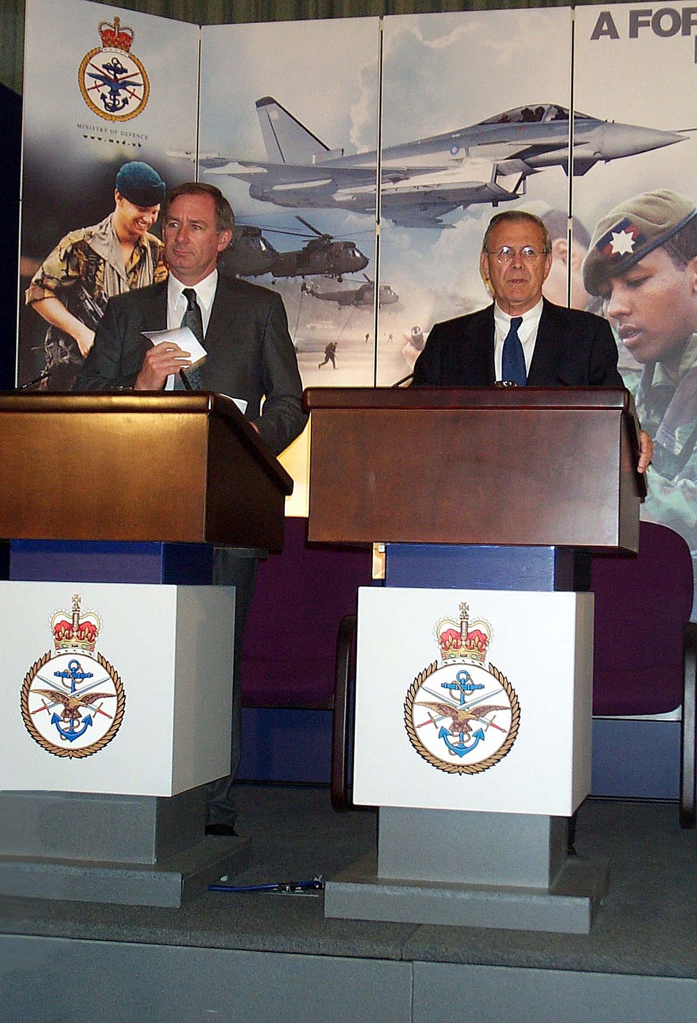 British, U.S. Defense Chiefs Meet Ahead of NATO Conference