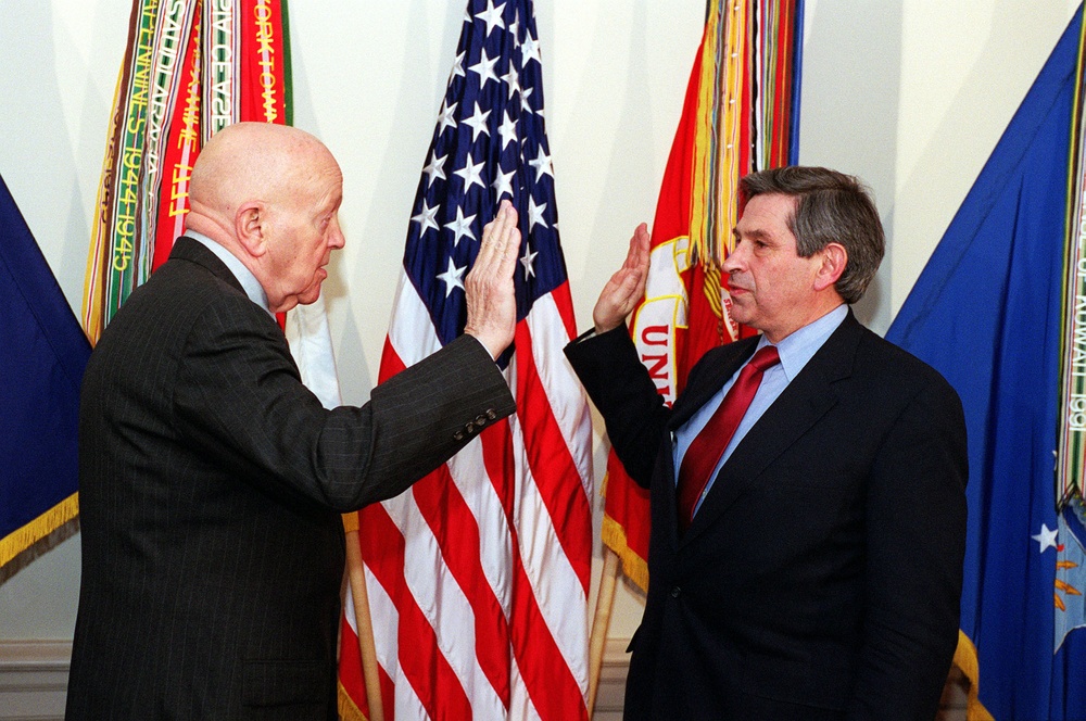 Longtime Pentagon Official &quot;Doc&quot; Cooke Administers Oath to Wolfowitz