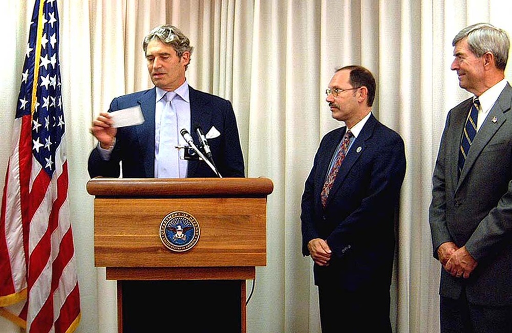 Veteran Actor Raises Over $181,000 for 9/11 Pentagon Victims