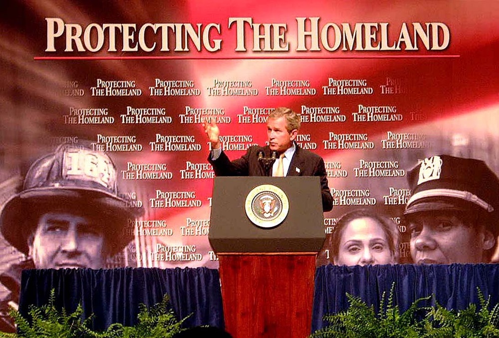 Bush Emphasizes Public Service Role in Homeland Security