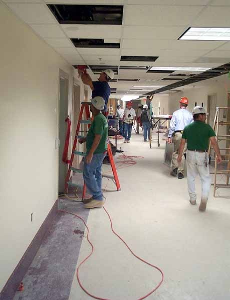Pentagon Restoration Nears Completion as Workers Prepare Utilities