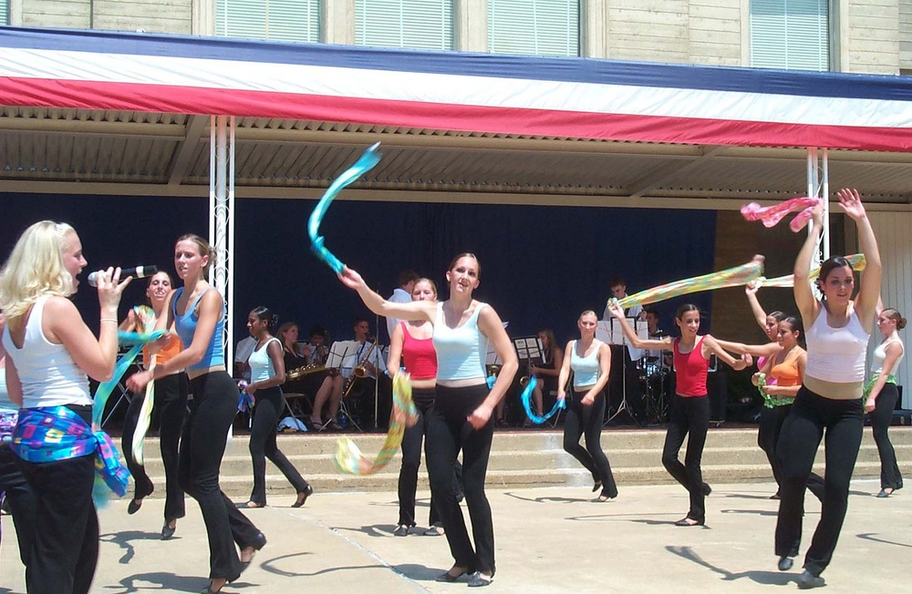 United Kids of America Tour Entertains Pentagon Crowd
