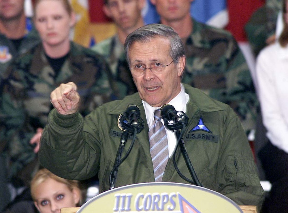 Rumsfeld Rallies Troops, Families at Fort Hood Town Hall