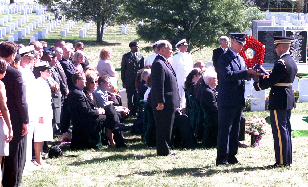 Solemn Ceremony Honors 9/11 Victims at Arlington National Cemetery